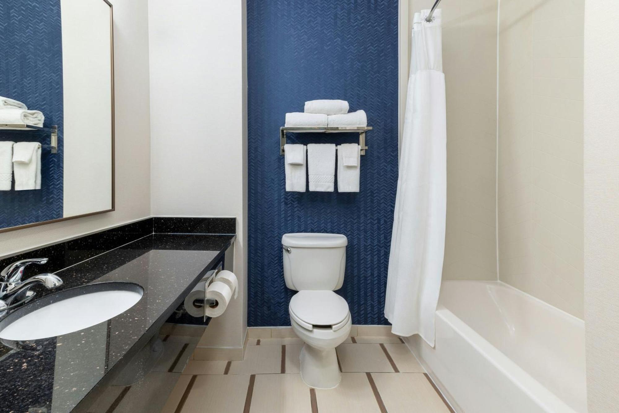 Fairfield Inn And Suites By Marriott Cincinnati Eastgate Екстериор снимка