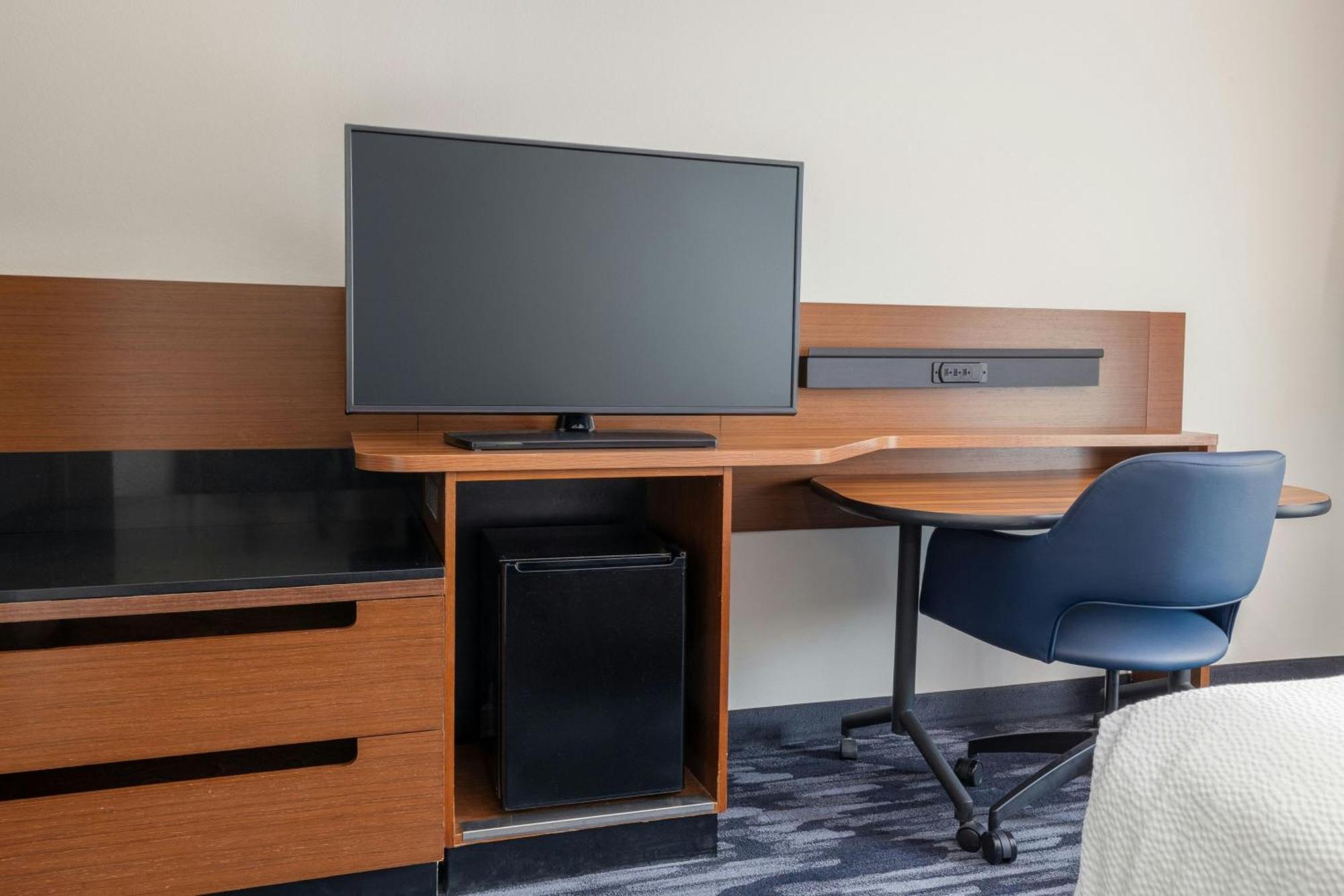 Fairfield Inn And Suites By Marriott Cincinnati Eastgate Екстериор снимка