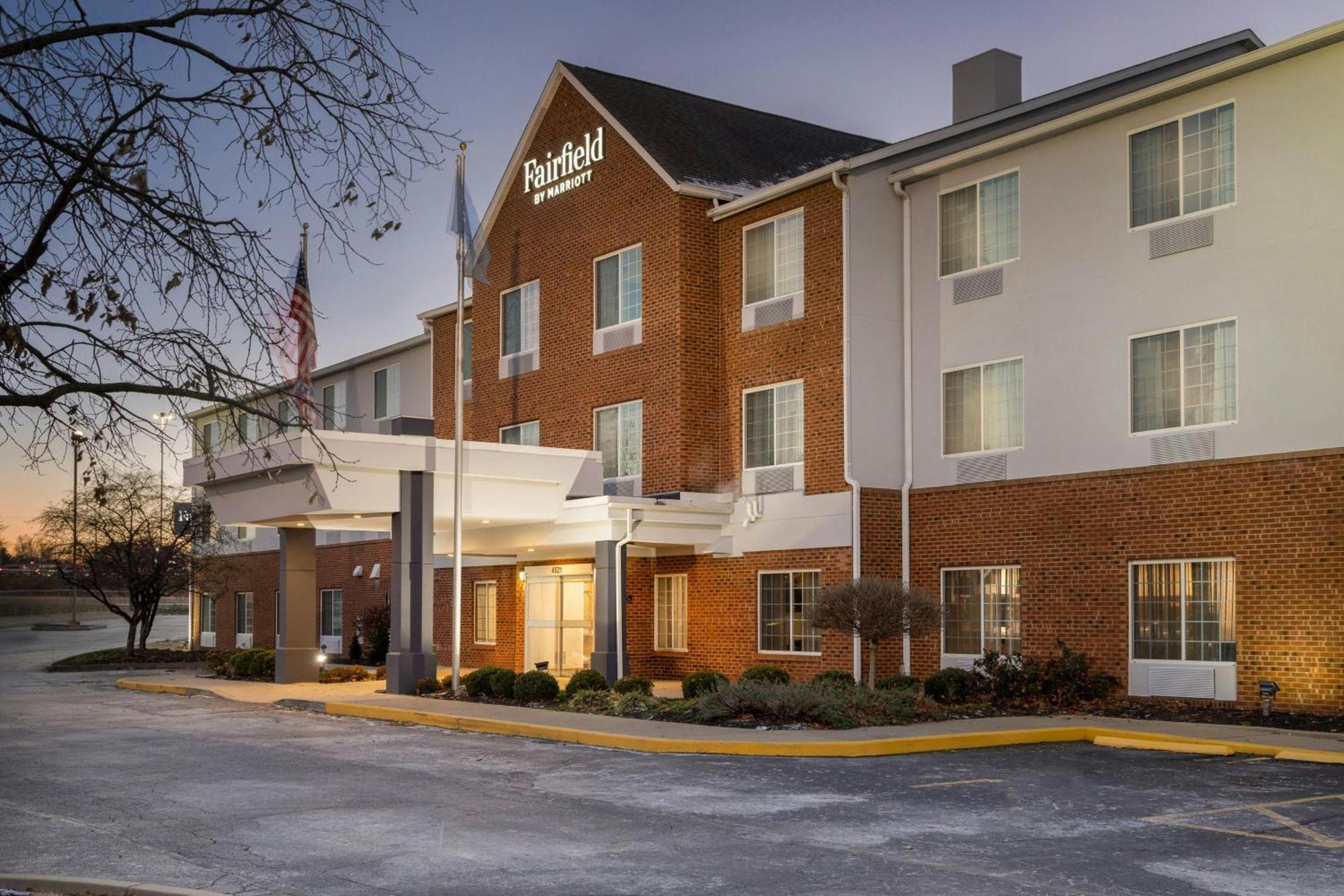 Fairfield Inn And Suites By Marriott Cincinnati Eastgate Екстериор снимка